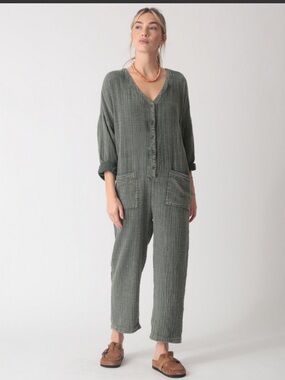 Electric & Rose Electric & Rose Favorite Jumpsuit, size M